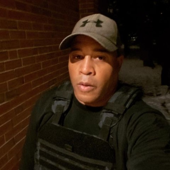 Meet your Posher, Andrew - Picture 1 of 1